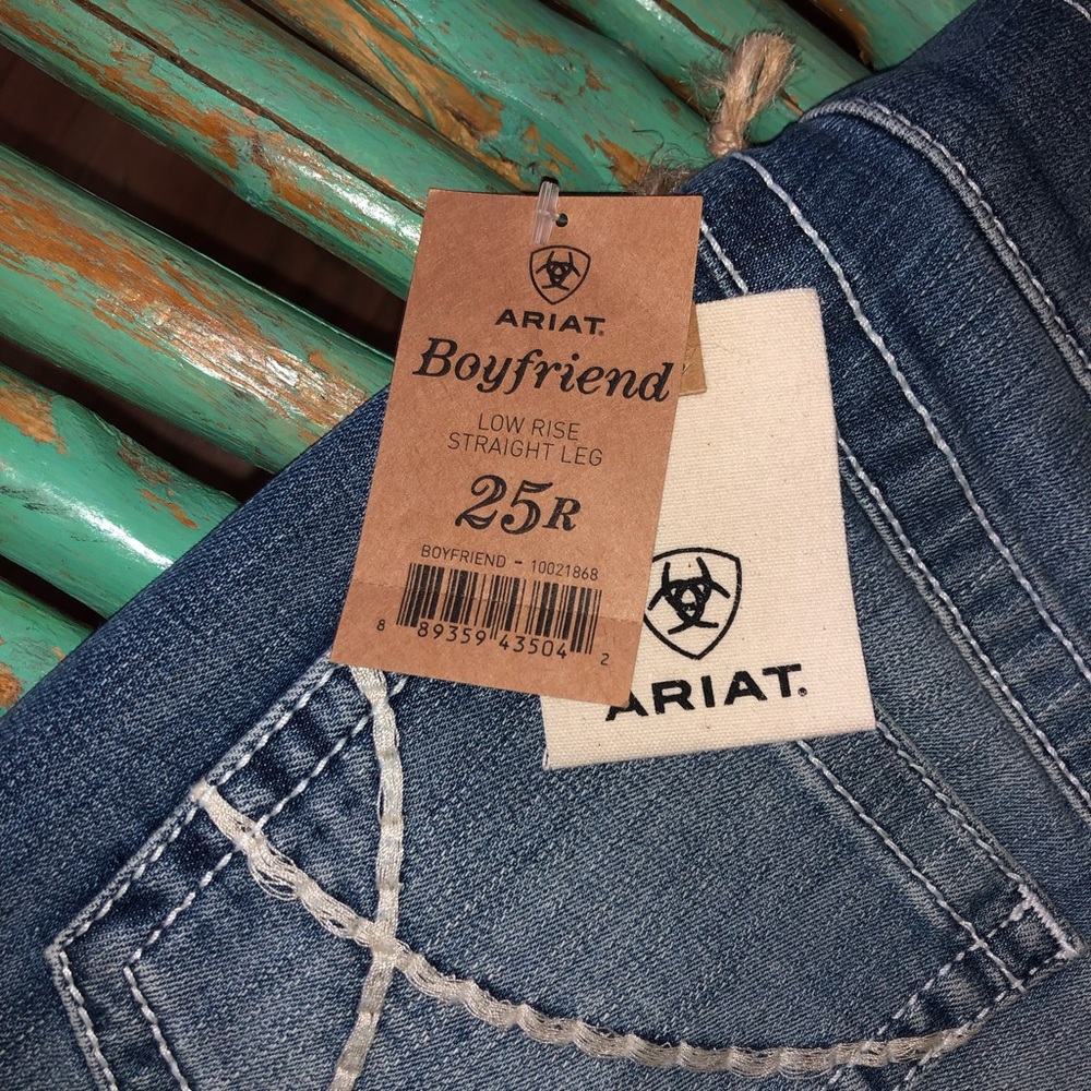 Ariat Boyfriend Fit Shorts!